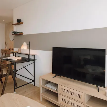 Apartment Ducenta - 1 Bedroom And Parking In Alvalade Lissabon