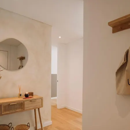 アパート Ducenta - 1 Bedroom And Parking In Alvalade リスボン