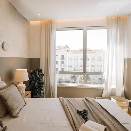 아파트 Ducenta - 1 Bedroom And Parking In Alvalade *